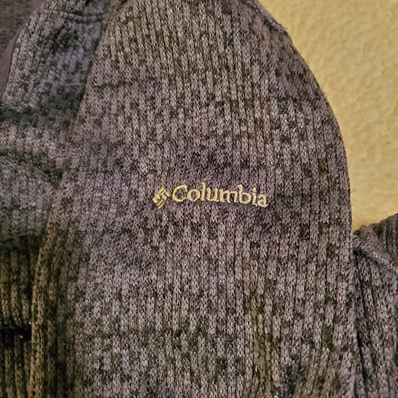 Womens Size large, Columbia hoodie. Navy Blue. In good condition - Picture 4 of 5